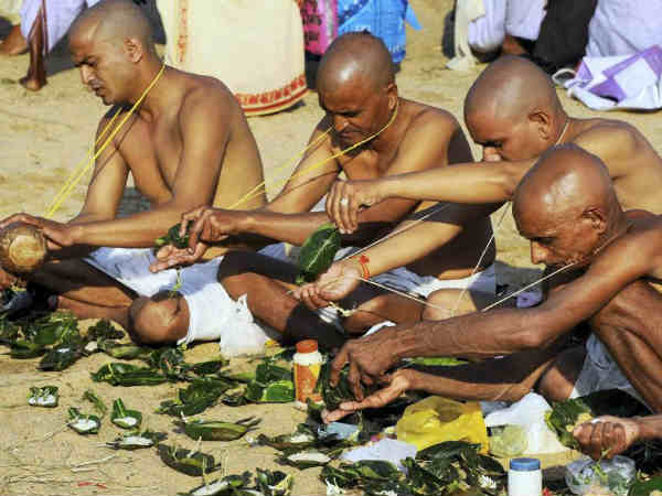ബലിതര്പ്പണം