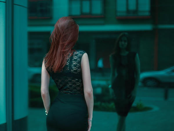 നിങ്ങള് എത്ര സുന്ദരിയാണ്
