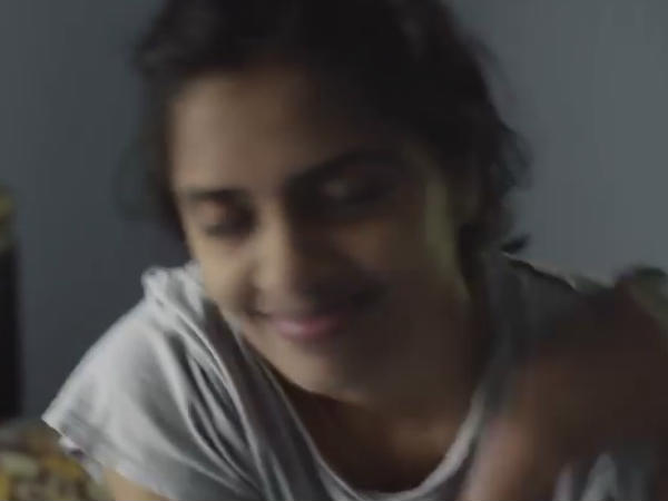 ഒറ്റയ്ക്ക്
