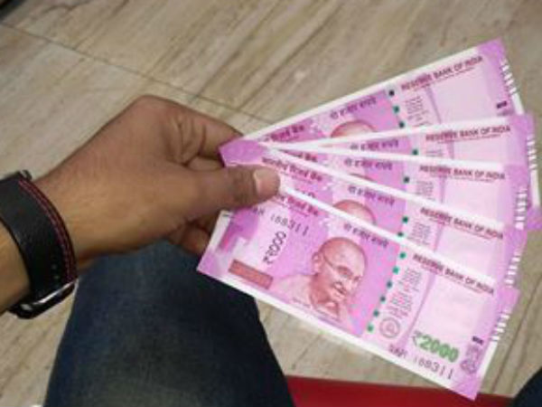 മോദിയുടെ 2000 നോട്ട്