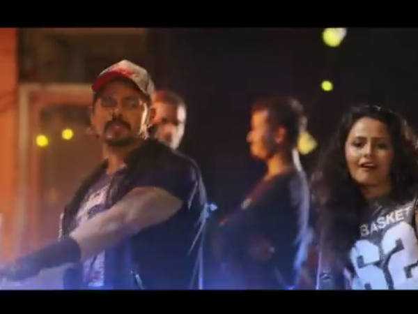 പണ്ഡിറ്റ് ഭേദം തന്നെ