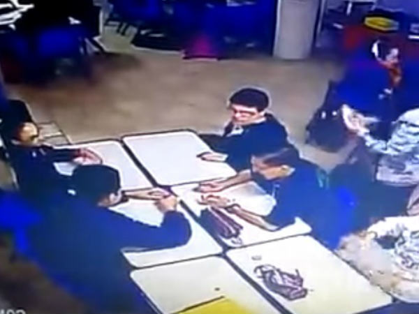 ബാഗുകള് പരിശോധിക്കുന്നത് പതിവ്...