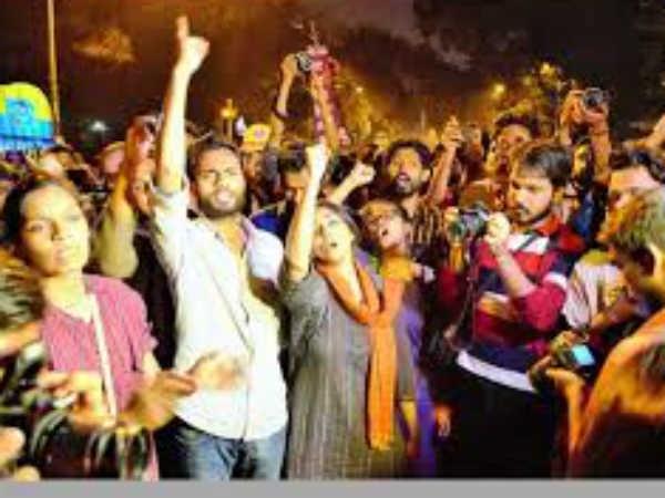 ഒമ്പതു പേര് വിട്ടുനിന്നു