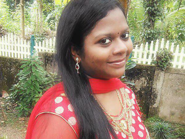 2 രൂപയ്ക്ക് സുഖം തേടി..
