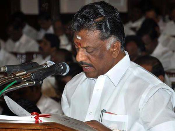 കൂടുതല് പേര് കളം മാറുന്നു