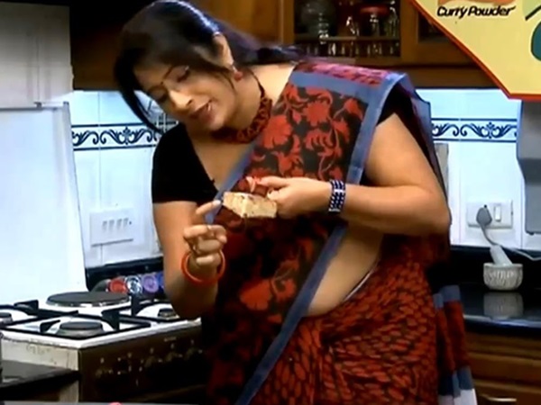 ലക്ഷ്മി നായര്ക്ക് അധ്യാപികയാകാമോ