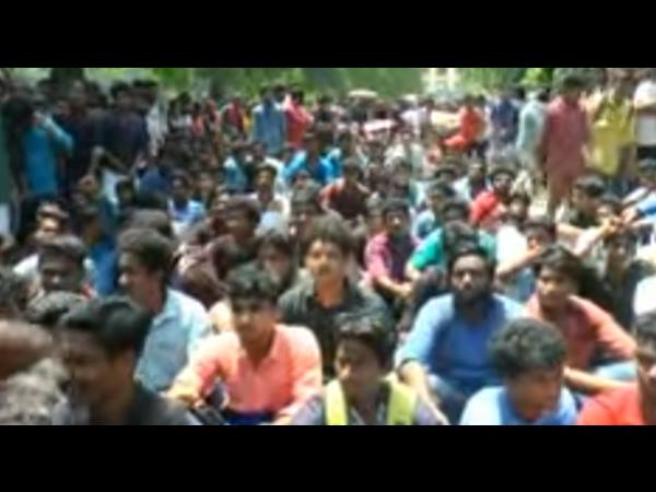 11 ആവശ്യങ്ങള്