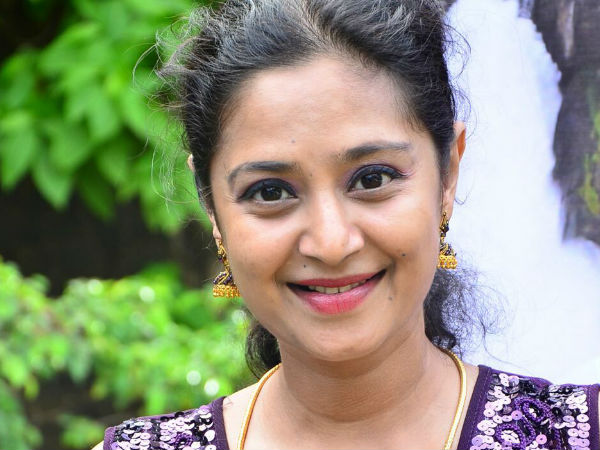 ചാര്മിള സിനിമയില്