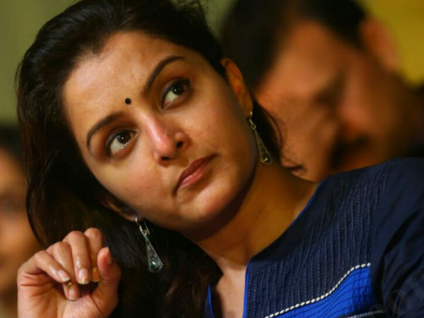 ആമി എന്ന് കേള്ക്കുമ്പൊ..