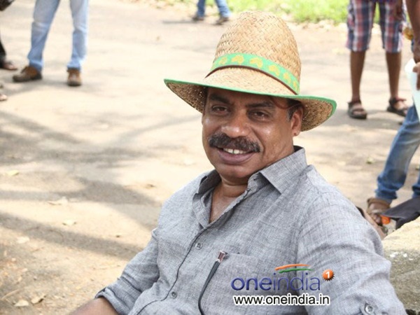 സത്യന് അന്തിക്കാട് തന്നെ വരണം