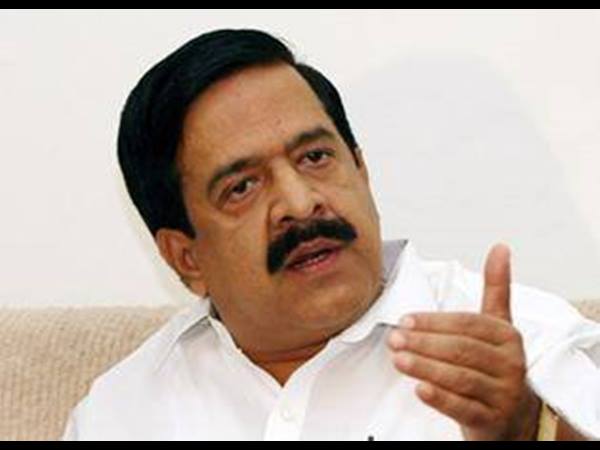 പോലീസ് ഓഫീസറെ സസ്പെന്റ് ചെയ്തു