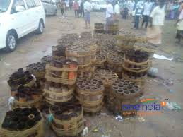 മൂന്നു പേര്ക്ക് പരുക്ക്