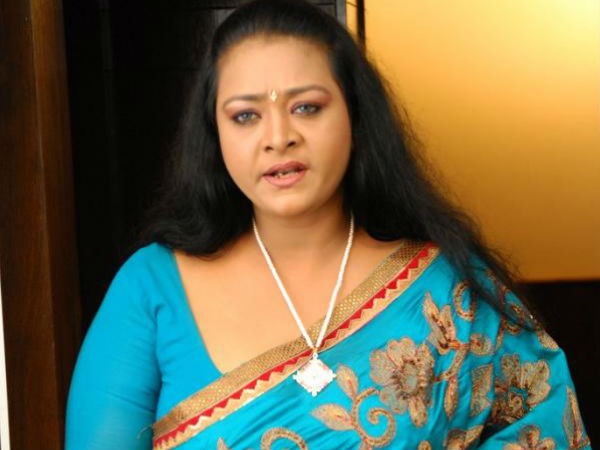 നീലത്തരംഗം സൃഷ്ടിച്ച ഷക്കീല