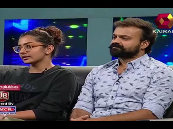 ടേക്ക് ഓഫാണ് രംഗം