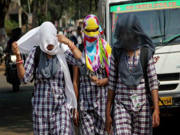 സൂര്യനില് നിന്നും രക്ഷിക്കൂ