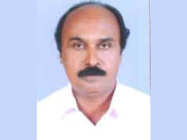 ഇരിക്കുന്ന കസേര നോക്കണം