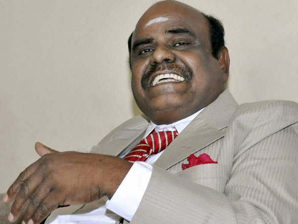 കോടതിയലക്ഷ്യം കുരുക്കി