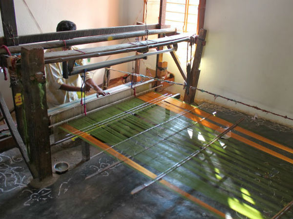 തൊഴിലാളികൾ