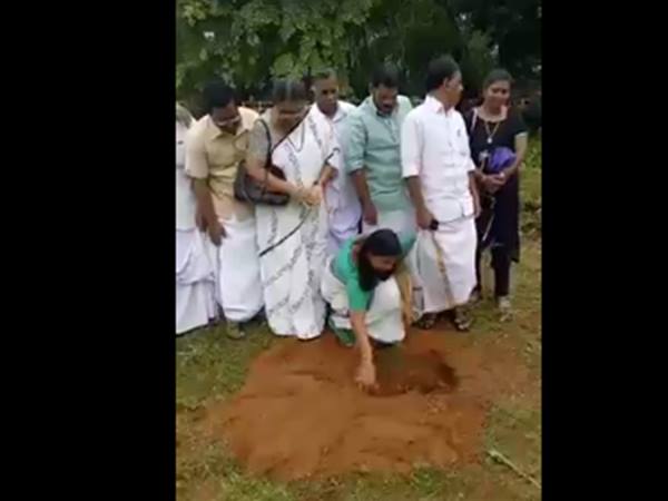 ഇതാണാ വീഡിയോ