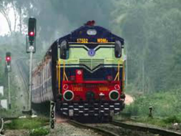 ഈ ട്രെയിനുകളില്