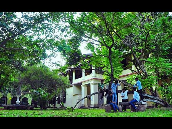 അരാഷ്ട്രീയ പ്രവണത