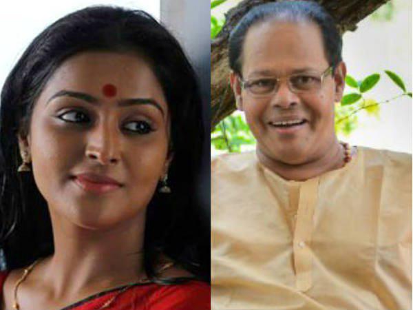 ക്രൗൺ പ്ലാസയിൽ...