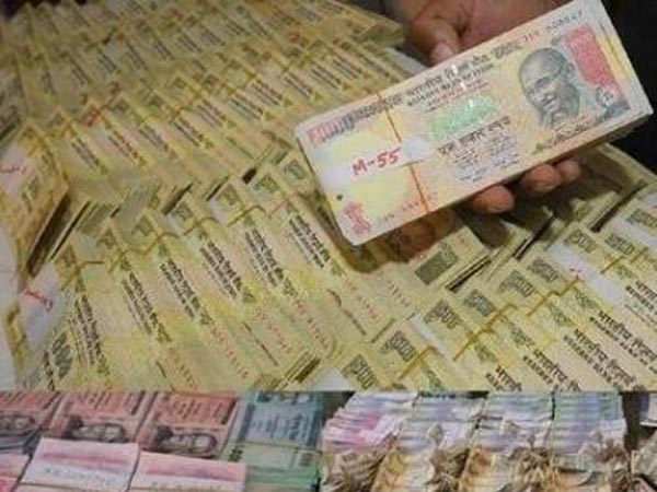 65 ലക്ഷം രൂപയുടെ അസാധു നോട്ടുകൾ...