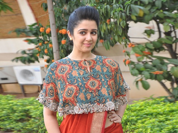 ചാര്മി കൗര്