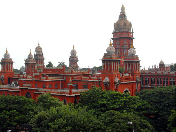 കേസ് കോടതിയിലെത്തിയത് ഇങ്ങനെ