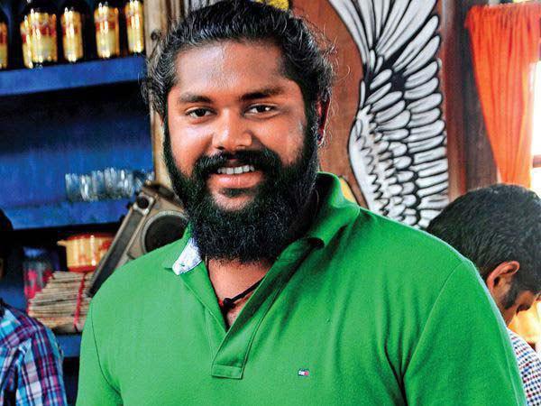 ലാൽ മീഡിയയ്ക്കെതിരെയും