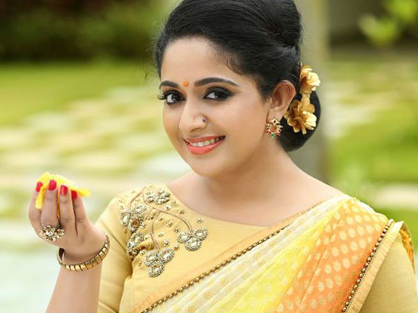 മൊബൈല് ഫോണ് കസ്റ്റഡിയിലെടുത്തു