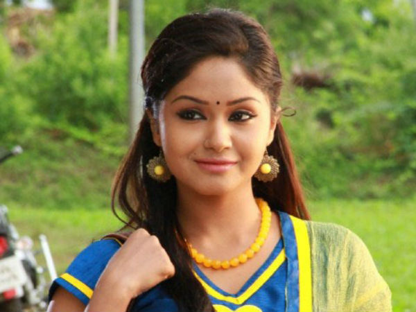 മൊഴിയെടുത്തത് വീട്ടില് വച്ച്