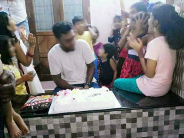 ദുരന്തം ഒഴിവായതിന്റെ ആഘോഷം....