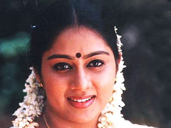 സോനാ നായരും ചിപ്പിയും...