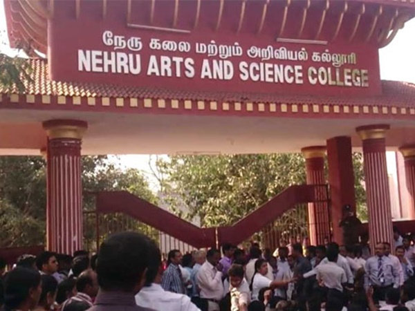 നിയന്ത്രണത്തില് ഇളവ് വരുത്തിയിരുന്നുവെങ്കിലും പാലിക്കപ്പെടുന്നില്ല
