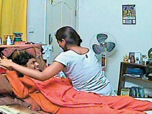 നടിയോടൊപ്പം നിത്യാനന്ദ