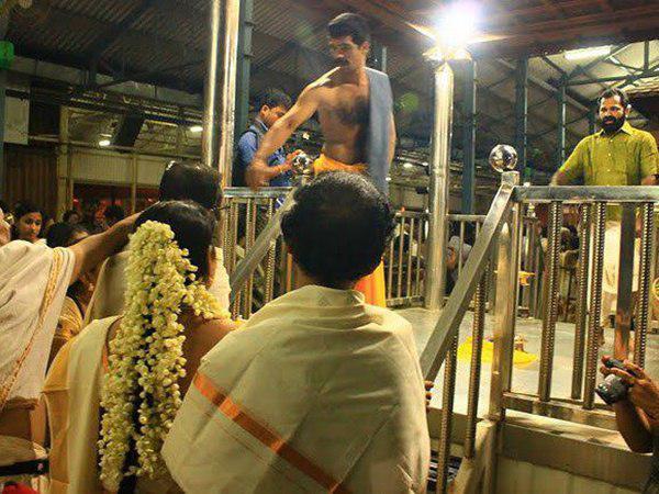 രാത്രിവരെ ബുക്കിംഗ്...