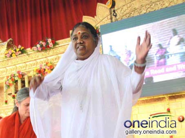 ആരുടെ അമ്മയാണ്