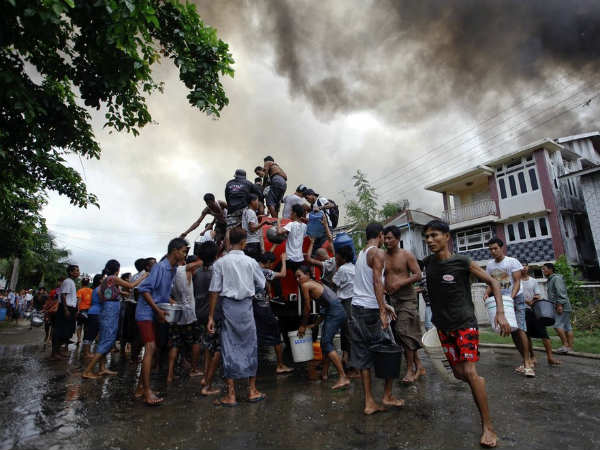 രഖിന കലാപം