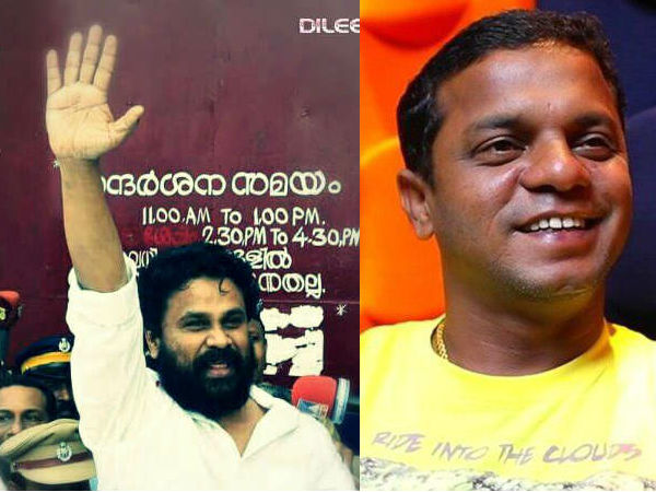 അരങ്ങേറ്റം ദിലീപിനൊപ്പം