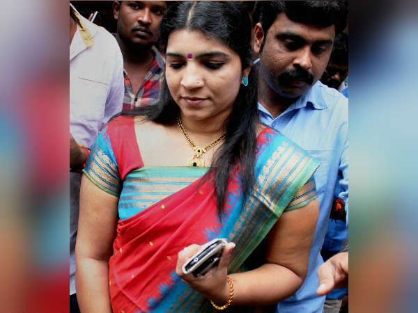 എല്ലാത്തിനും കൂടെ