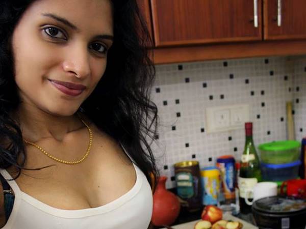 ശരീരത്തിന് വിലപറയുന്നവരോട് സഹതാപം