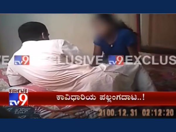 സ്വാമിയെ മഠത്തിന് പുറത്താക്കണം