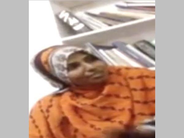 സർട്ടിഫിക്കറ്റ് പുറത്ത് നിന്ന്