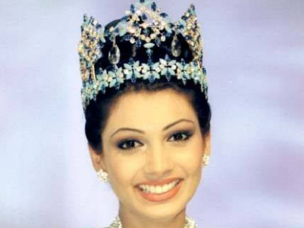 യുക്ത മുഖി
