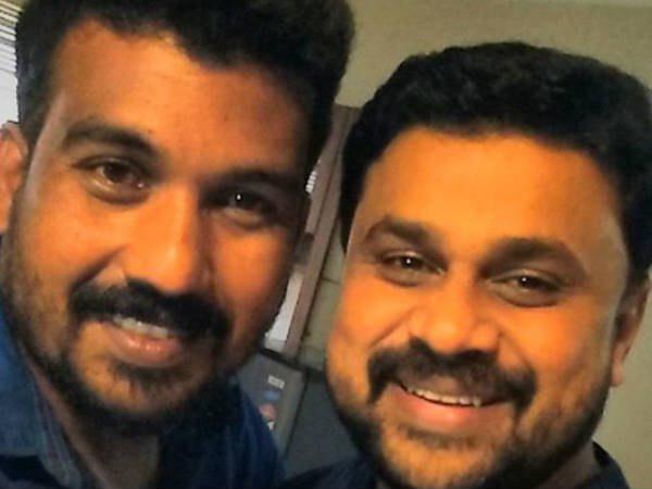 പല്ലിശേരിക്കെതിരെ
