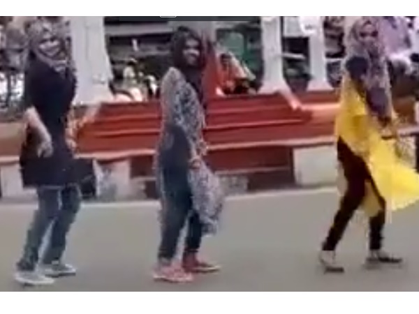 ഇപ്പോൾ മതേതരനായി