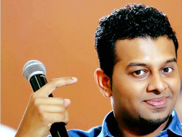 അങ്ങെനെ തകരുന്ന ആളല്ല