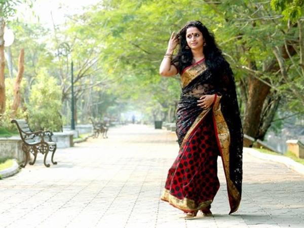 മേളയുടെ ചരിത്രം അങ്ങനല്ല