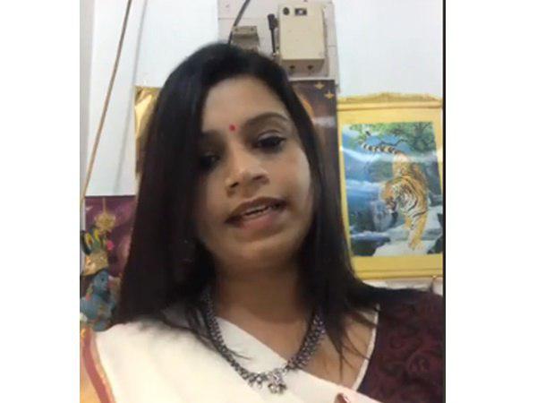 മാതൃകയായിരിക്കണം